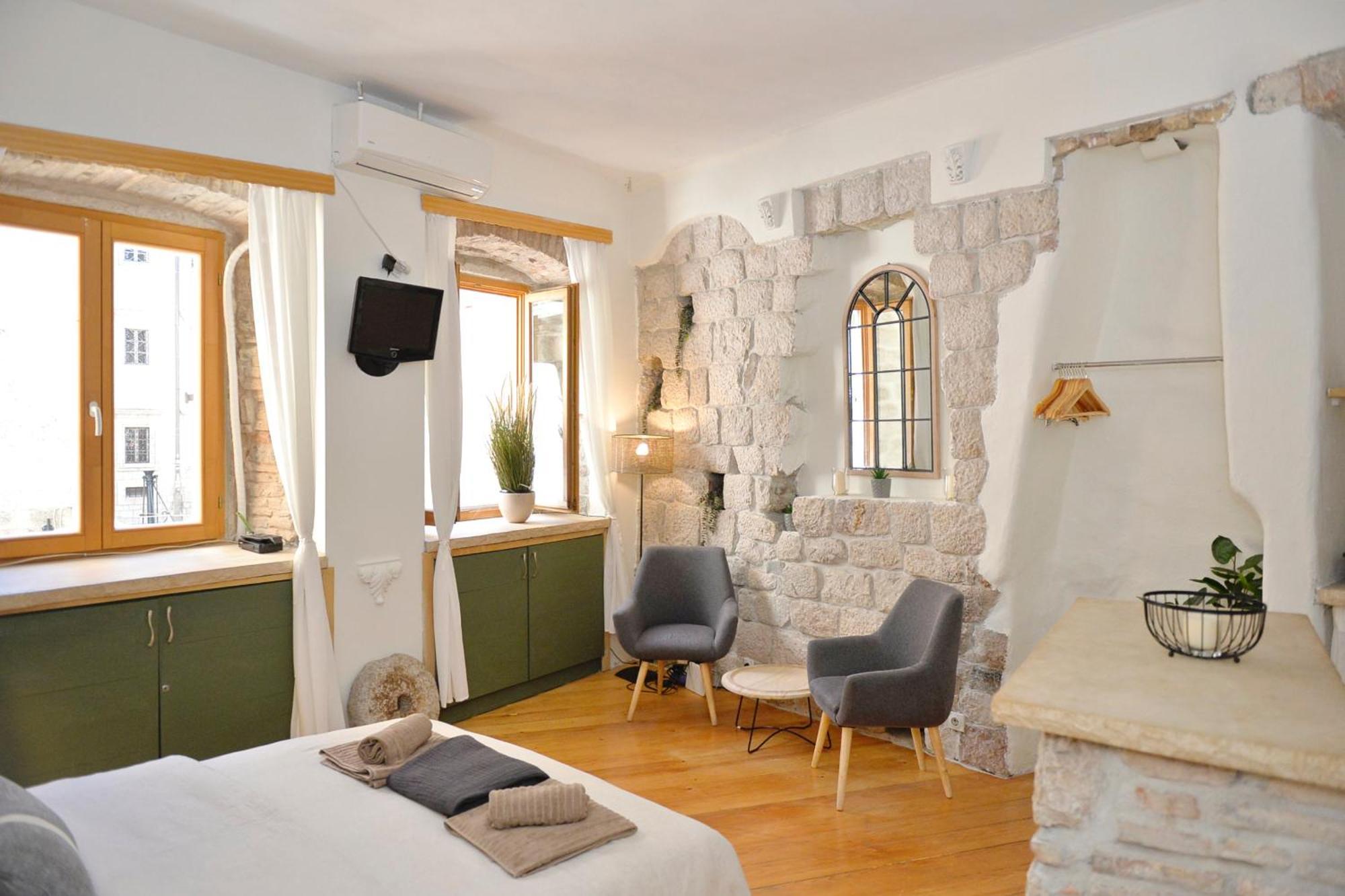 Charming Apartment In Cattaro Esterno foto