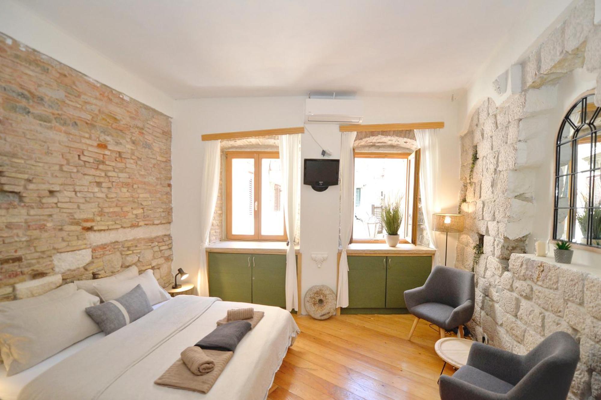 Charming Apartment In Cattaro Esterno foto